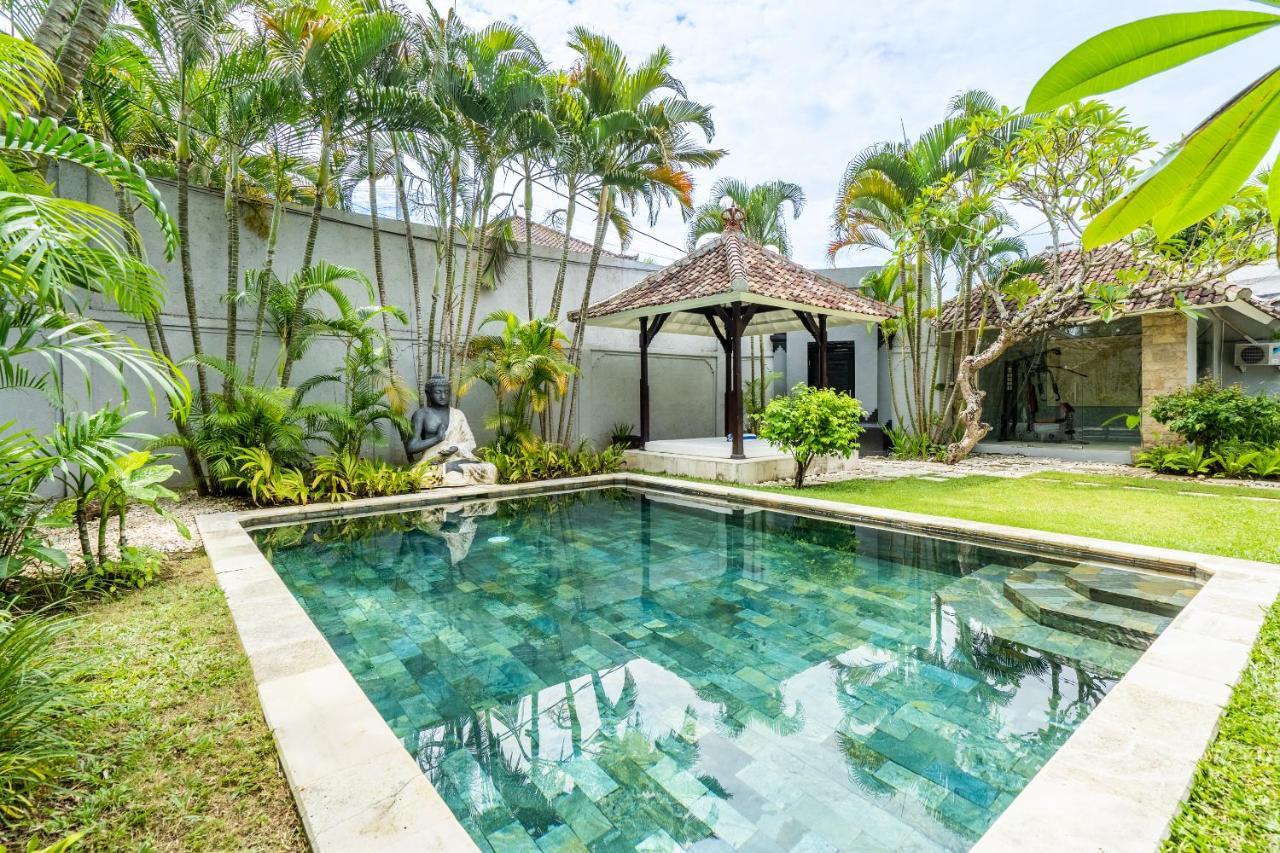Villa Damai Oasis In The Heart Of Seminyak Exterior photo
